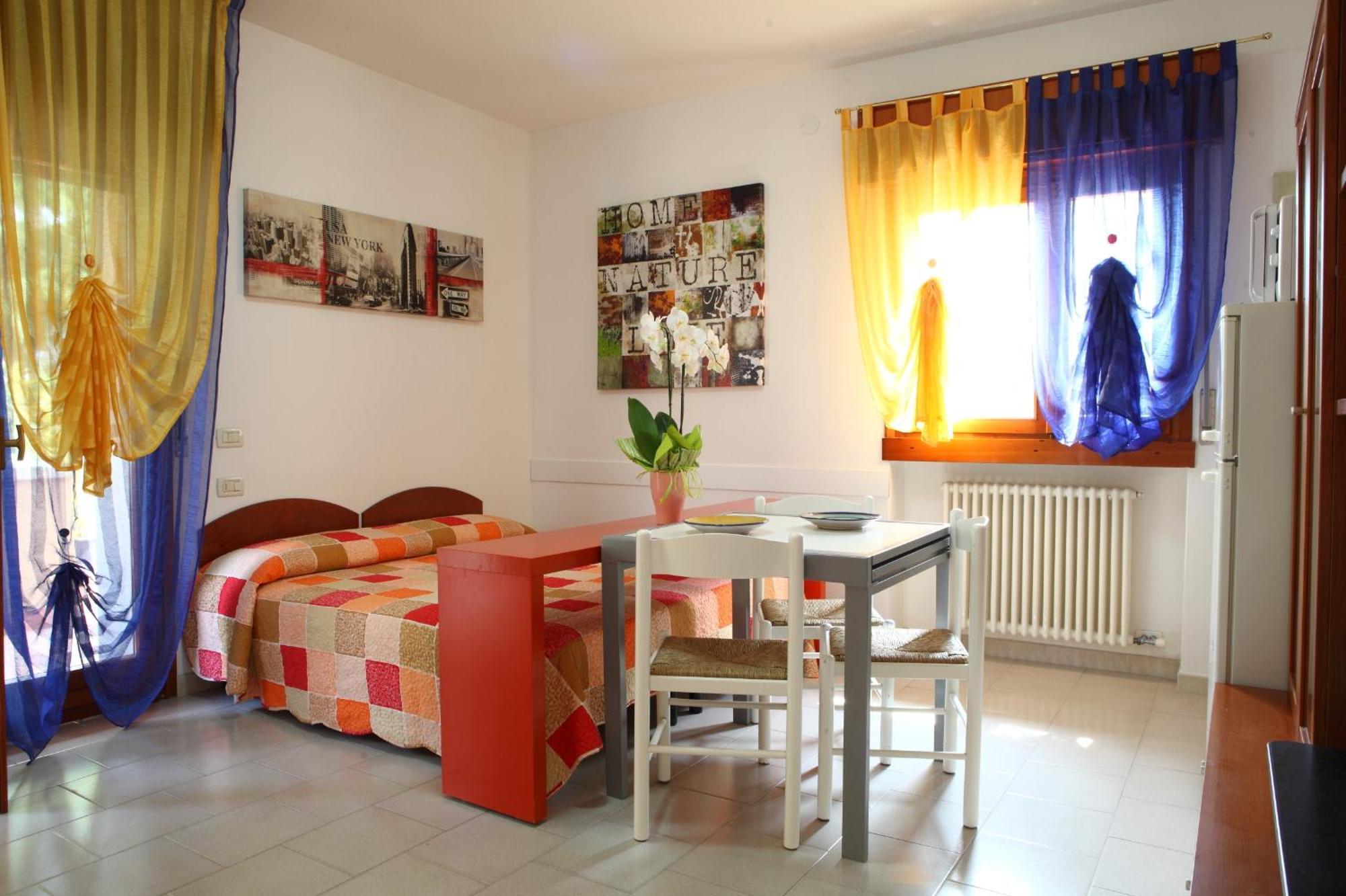 Residence La Madonnina Peschiera del Garda Pokoj fotografie